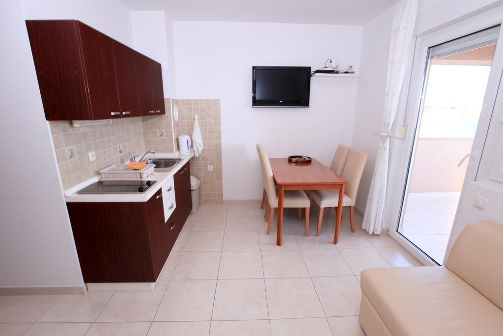 Apartments Miroslav Повляна Екстериор снимка