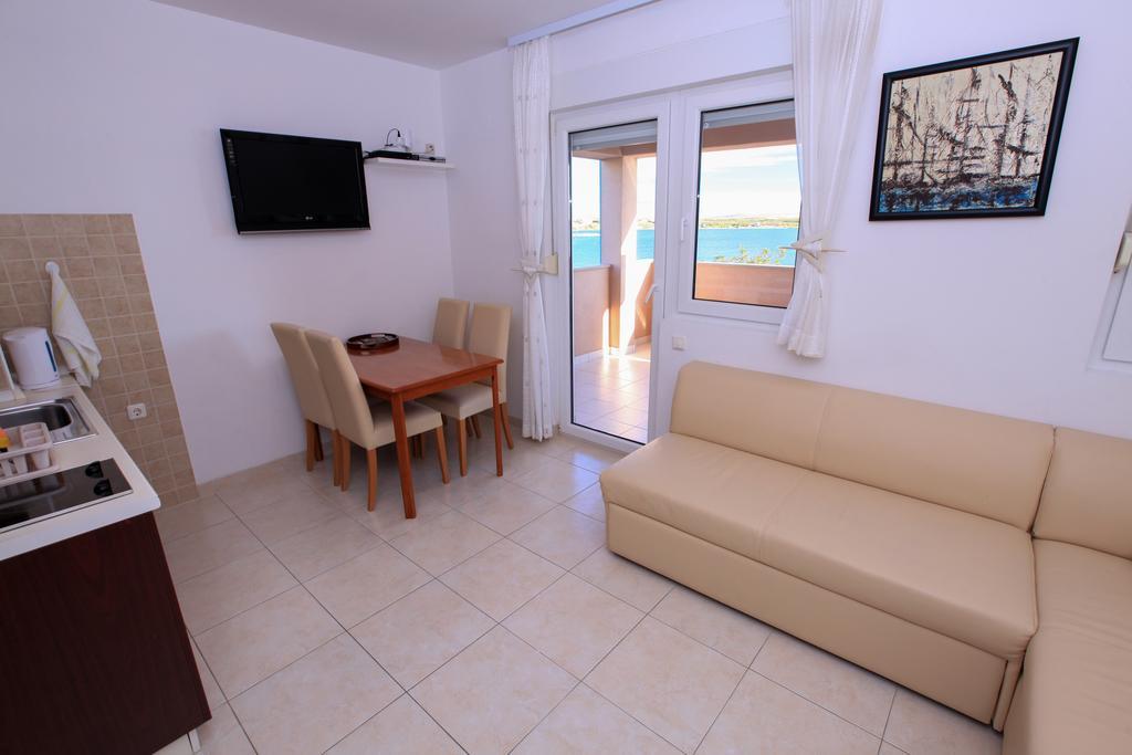 Apartments Miroslav Повляна Екстериор снимка