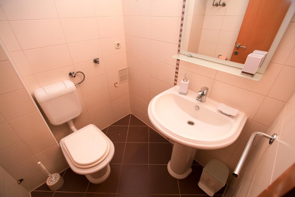 Apartments Miroslav Повляна Екстериор снимка
