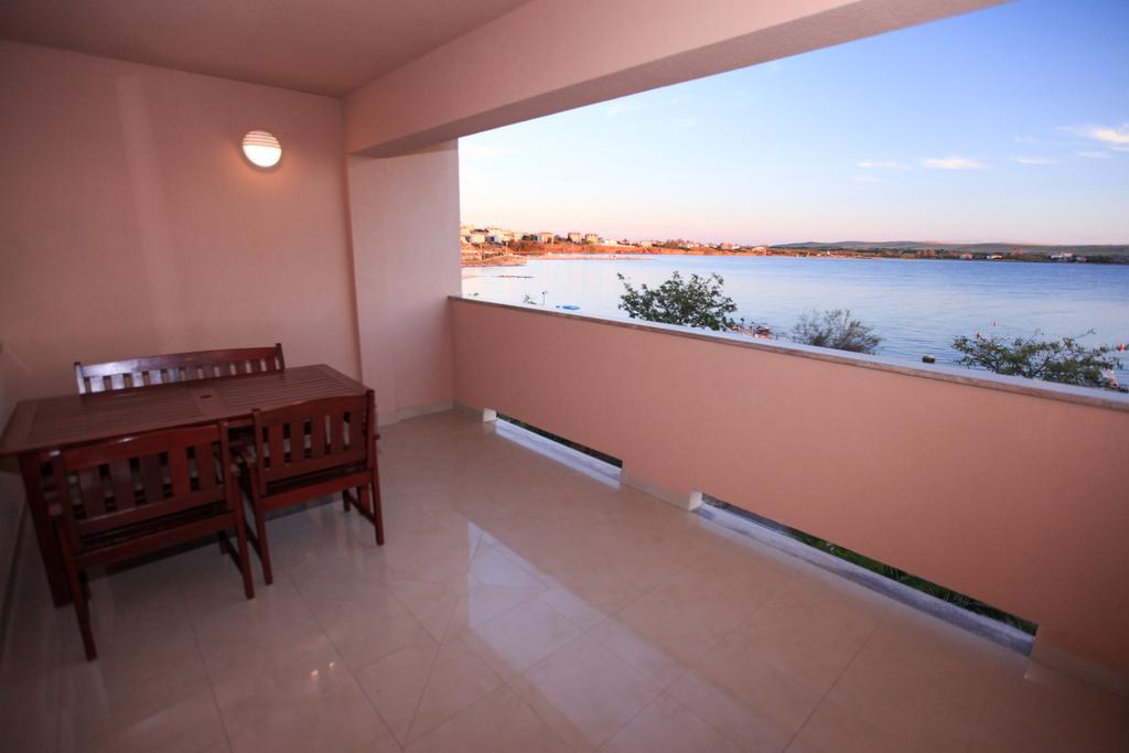 Apartments Miroslav Повляна Екстериор снимка